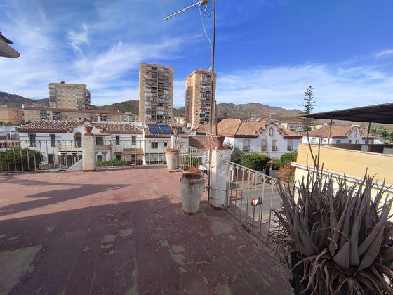 Foto 1 de Chalet en venta en Barrio de Ciudad Jardín de 6 habitaciones con terraza