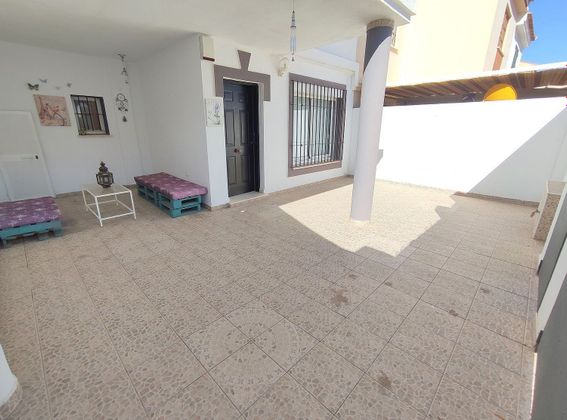 Foto 2 de Casa en venda a Churriana de 4 habitacions amb terrassa i piscina