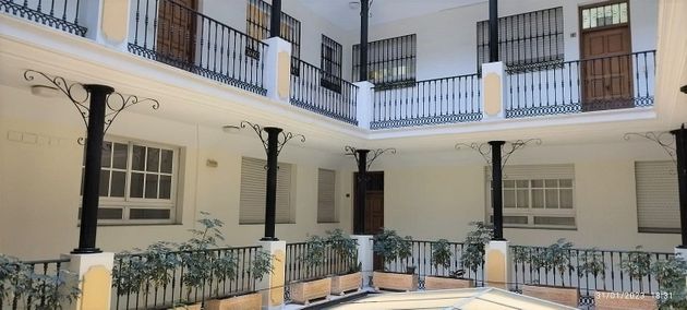 Foto 1 de Venta de piso en La Goleta - San Felipe Neri de 3 habitaciones con aire acondicionado y calefacción