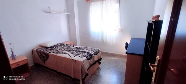 Foto 2 de Pis en venda a Perchel Norte - La Trinidad de 3 habitacions amb terrassa i aire acondicionat