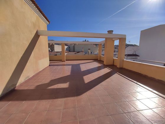 Foto 2 de Àtic en venda a Camino Viejo de Málaga de 3 habitacions amb terrassa i ascensor