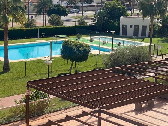 Foto 1 de Alquiler de piso en Los Álamos de 3 habitaciones con terraza y piscina