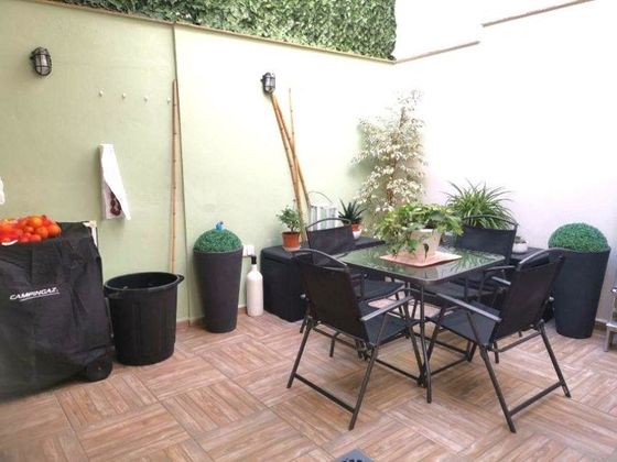 Foto 1 de Casa en venda a Mangas Verdes - Las Flores - Parque del Sur de 3 habitacions amb terrassa i aire acondicionat