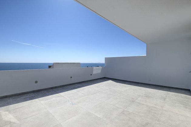 Foto 1 de Àtic en venda a Estepona Oeste - Valle Romano - Bahía Dorada de 3 habitacions amb terrassa i piscina