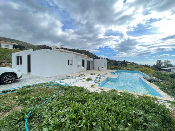 Foto 2 de Casa rural en venta en Zona Norte de 3 habitaciones con piscina y jardín