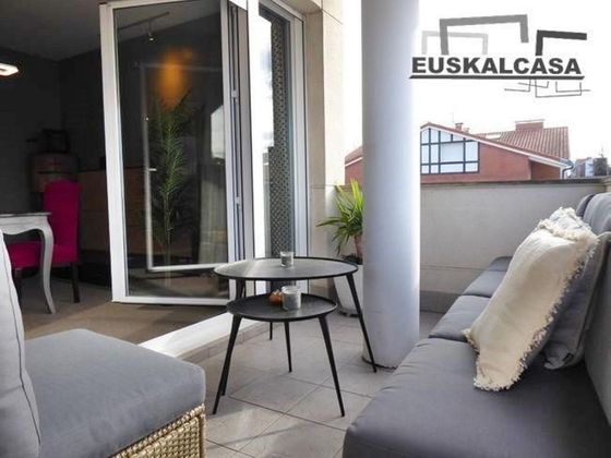 Foto 2 de Dúplex en venda a Loiu de 3 habitacions amb terrassa i calefacció