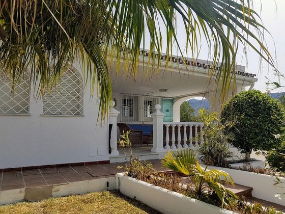 Foto 2 de Venta de chalet en Churriana de 5 habitaciones con terraza y piscina
