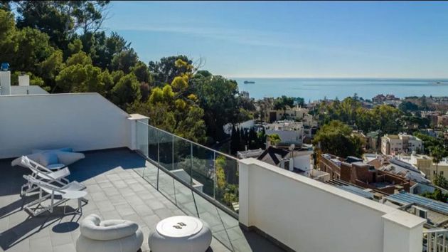 Foto 2 de Àtic en venda a paseo Del Limonar de 4 habitacions amb terrassa i piscina