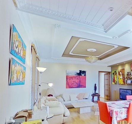 Foto 2 de Àtic en venda a El Mercat de 4 habitacions amb terrassa i garatge