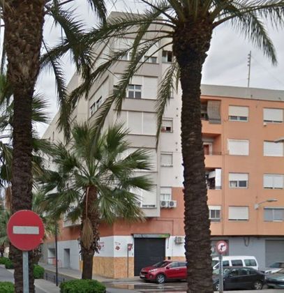 Foto 1 de Venta de piso en San Ramón y Monte de Piedad de 3 habitaciones con garaje y balcón