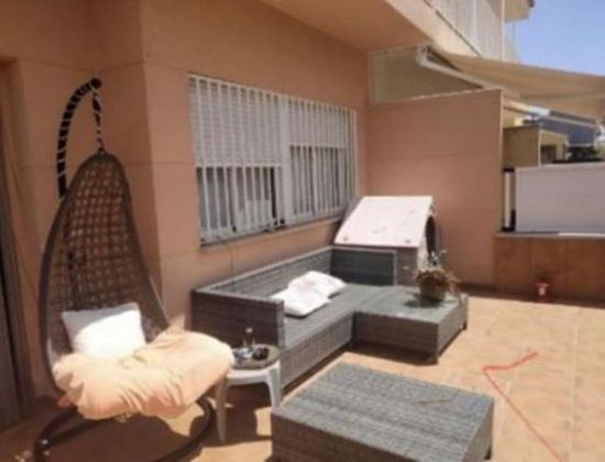 Foto 2 de Casa en venta en Alquerías del Niño Perdido de 3 habitaciones con terraza y piscina
