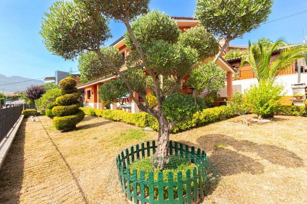 Foto 2 de Xalet en venda a Valle de Mena de 3 habitacions amb terrassa i piscina
