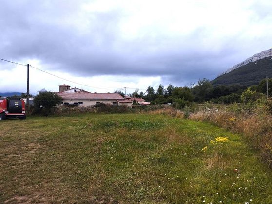 Foto 2 de Venta de terreno en Merindad de Montija de 1000 m²