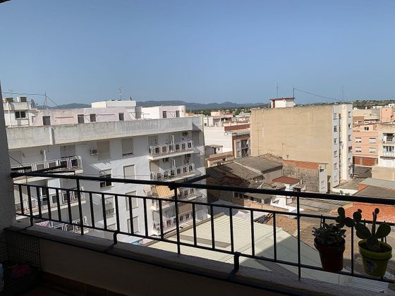 Foto 2 de Piso en venta en Casco Antiguo de 4 habitaciones con terraza y balcón