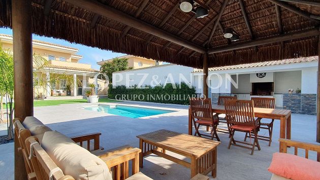 Foto 2 de Venta de chalet en El Carme-Sant Agustí-Bonavista de 4 habitaciones con terraza y piscina