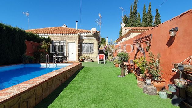 Foto 1 de Casa en venda a Montesol de 3 habitacions amb terrassa i piscina
