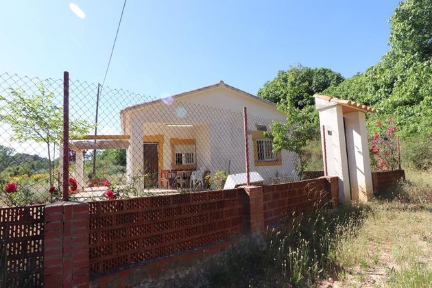 Foto 1 de Casa en venda a Buñol de 3 habitacions amb terrassa