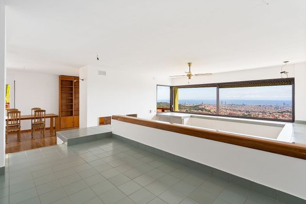 Foto 2 de Xalet en venda a Vallcarca i els Penitents de 4 habitacions amb terrassa i piscina