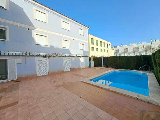 Foto 1 de Casa en venda a Miramar de 3 habitacions amb terrassa i piscina