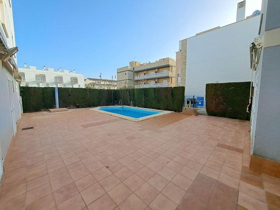 Foto 2 de Casa en venda a Miramar de 3 habitacions amb terrassa i piscina