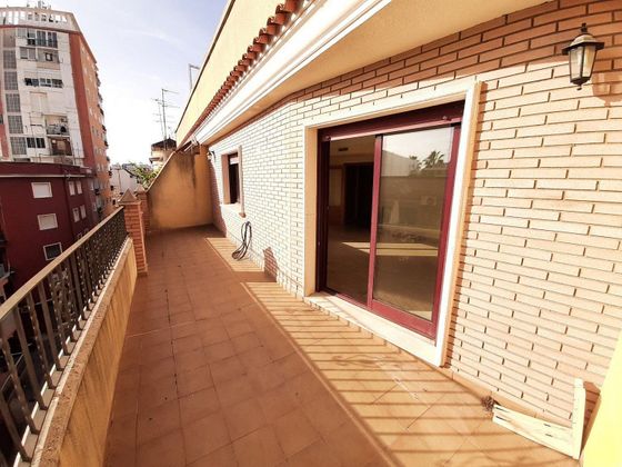 Foto 1 de Ático en venta en Ayuntamiento - Centro de 3 habitaciones con terraza y garaje