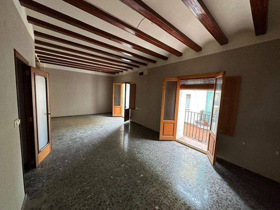 Foto 1 de Pis en venda a Villanueva de Castellón de 4 habitacions amb terrassa i balcó
