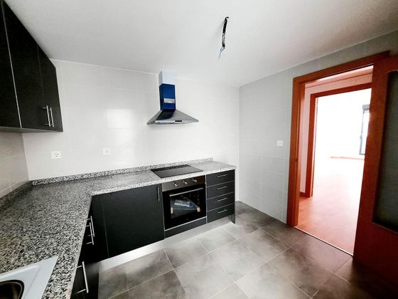 Foto 2 de Pis en venda a Alcúdia (l´) de 2 habitacions amb garatge i balcó