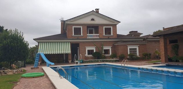 Foto 2 de Casa en venda a Zona Urbanizaciones de 7 habitacions amb terrassa i piscina