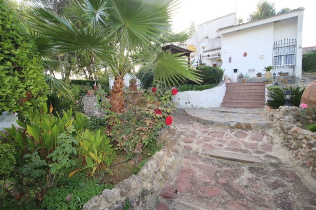 Foto 1 de Xalet en venda a Turís de 4 habitacions amb terrassa i jardí