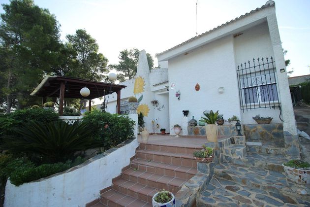 Foto 2 de Venta de chalet en Turís de 4 habitaciones con terraza y jardín