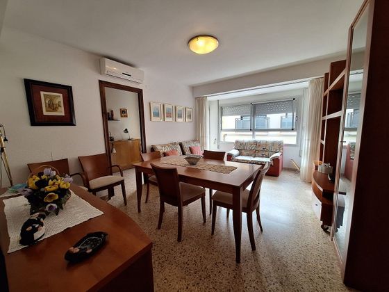 Foto 1 de Venta de piso en Turís de 3 habitaciones con terraza y garaje