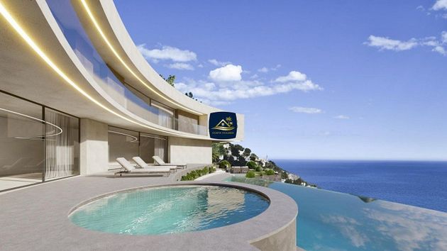 Foto 1 de Chalet en venta en Balcón al Mar-Cap Martí de 4 habitaciones con terraza y piscina
