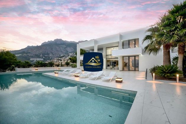 Foto 1 de Xalet en venda a Altea Hills de 7 habitacions amb terrassa i piscina