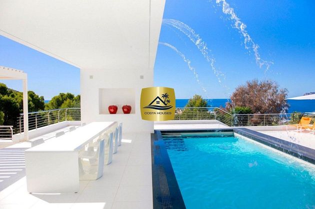 Foto 1 de Xalet en venda a El Portet - Pla de Mar de 7 habitacions amb terrassa i piscina