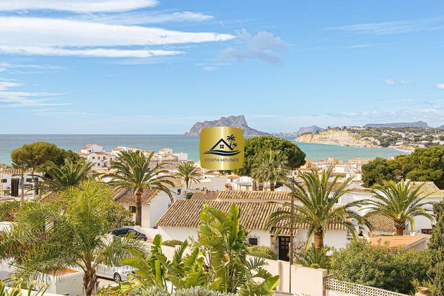Foto 1 de Chalet en venta en El Portet - Pla de Mar de 5 habitaciones con terraza y piscina