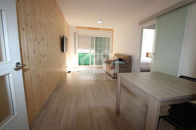 Foto 1 de Venta de piso en Sant Pere Nord de 4 habitaciones con balcón y calefacción