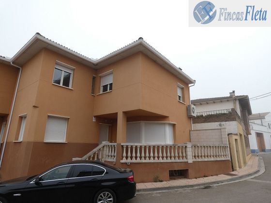 Foto 1 de Casa en venda a Luceni de 3 habitacions amb terrassa i garatge