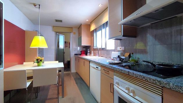 Foto 2 de Dúplex en venda a Centro - Gandia de 3 habitacions amb balcó i aire acondicionat