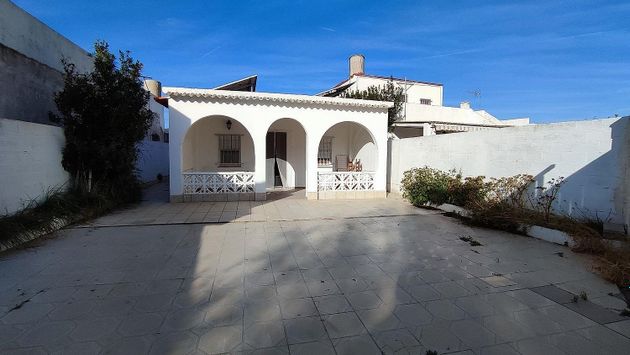 Foto 1 de Casa en venda a Tavernes de la Valldigna de 3 habitacions amb terrassa i jardí