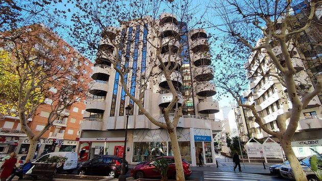 Foto 2 de Venta de piso en Plaça Eliptica-Republica Argentina-Germanies de 3 habitaciones con terraza y ascensor