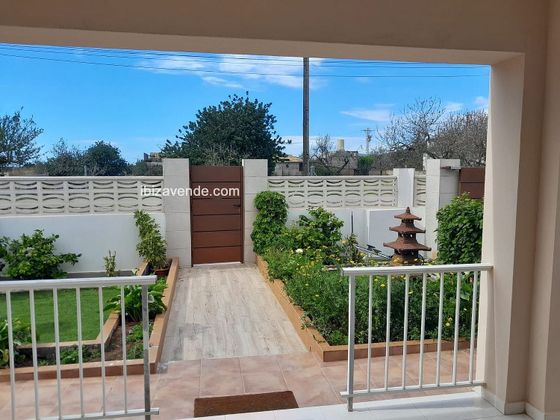 Foto 2 de Xalet en venda a Ses Figueretes - Platja d'en Bossa - Cas Serres de 3 habitacions amb terrassa i piscina