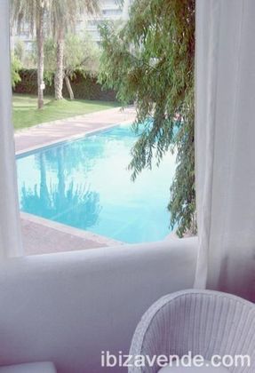 Foto 2 de Pis en venda a Marina Botafoc - Platja de Talamanca de 2 habitacions amb terrassa i piscina