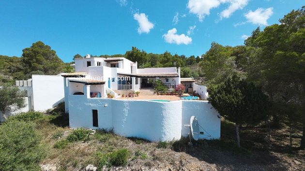 Foto 1 de Casa en venda a Sant Antoni de Portmany de 3 habitacions amb terrassa i piscina