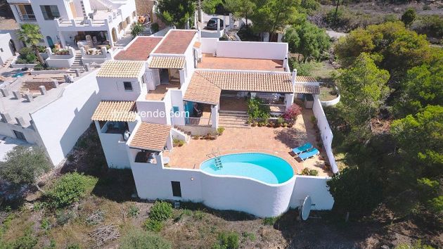 Foto 2 de Casa en venta en Sant Antoni de Portmany de 3 habitaciones con terraza y piscina