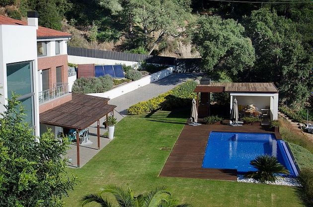 Foto 1 de Alquiler de chalet en Sant Andreu de Llavaneres de 7 habitaciones con terraza y piscina