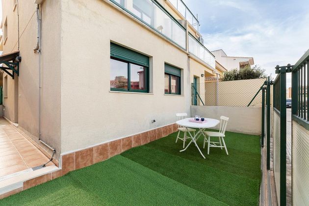 Foto 2 de Casa en venta en calle Del Montgó de 3 habitaciones con terraza y jardín