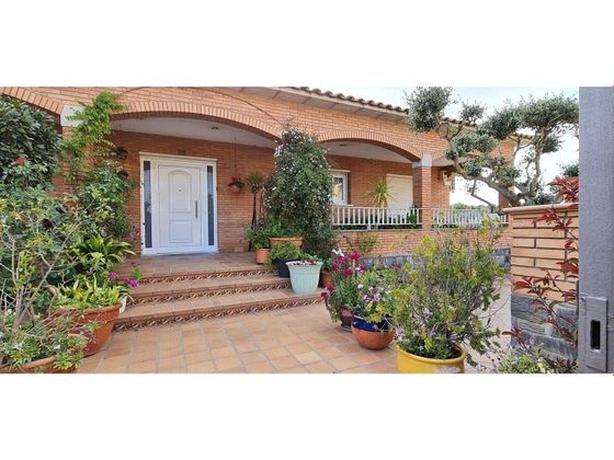 Foto 2 de Casa en venda a Roca del Vallès, la de 6 habitacions amb terrassa i garatge