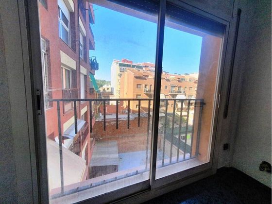Foto 2 de Piso en venta en Centre - Rubí de 2 habitaciones con balcón y ascensor