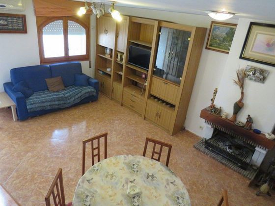 Foto 2 de Casa adossada en venda a Ardiaca - La Llosa de 3 habitacions amb terrassa i garatge