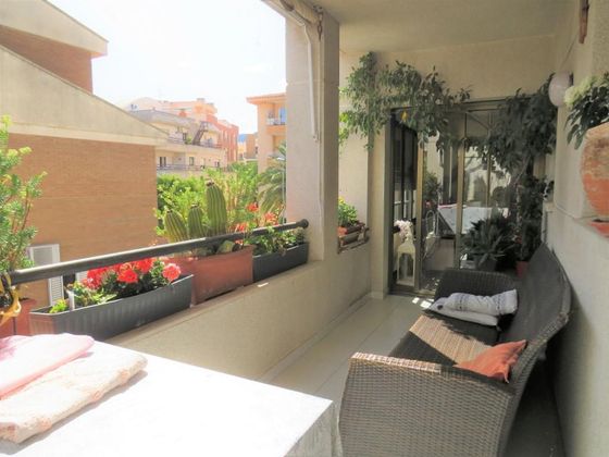 Foto 2 de Piso en venta en L' Hospitalet de l'Infant de 3 habitaciones con terraza y garaje